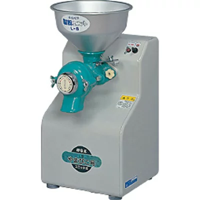 ムクナ豆を細かいパウダー状にする製粉機